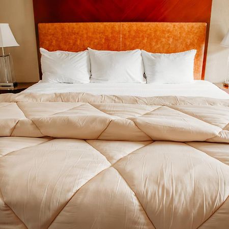 Country Garden & Suites Benton Екстериор снимка