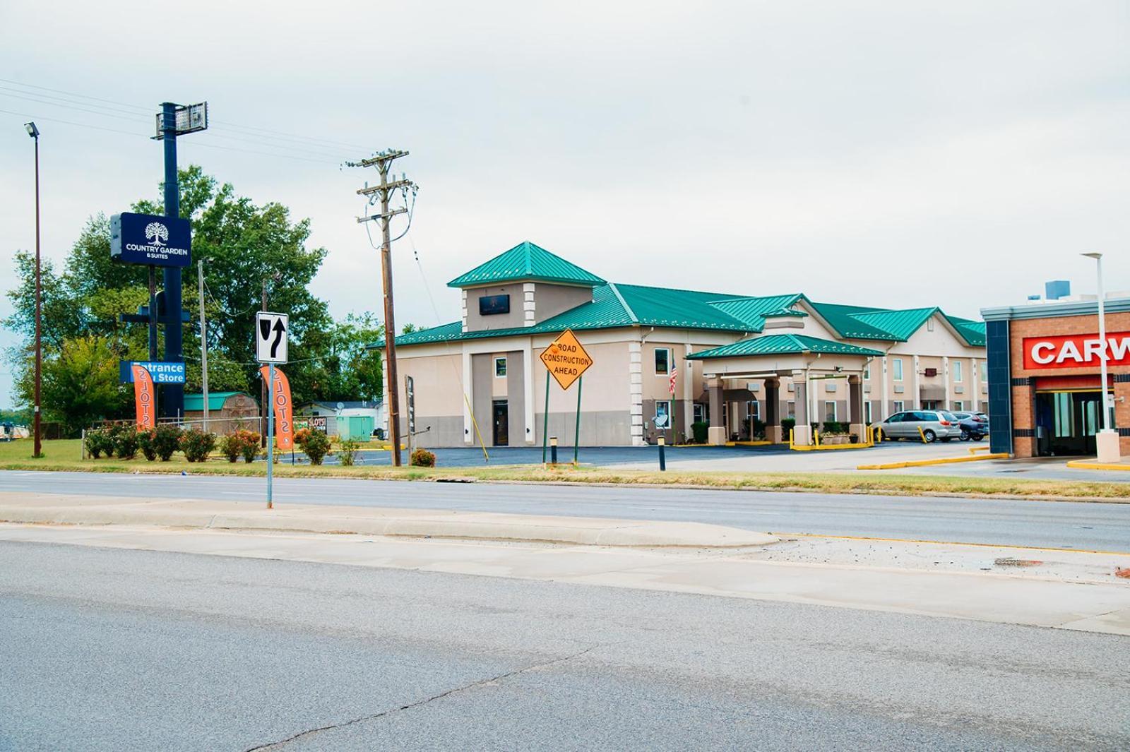 Country Garden & Suites Benton Екстериор снимка