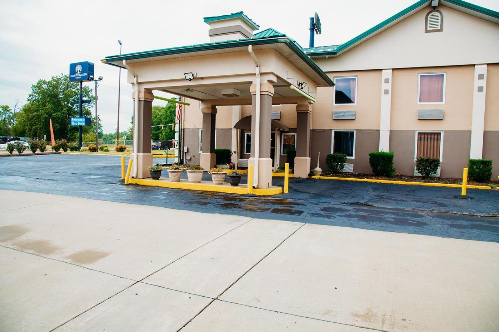Country Garden & Suites Benton Екстериор снимка