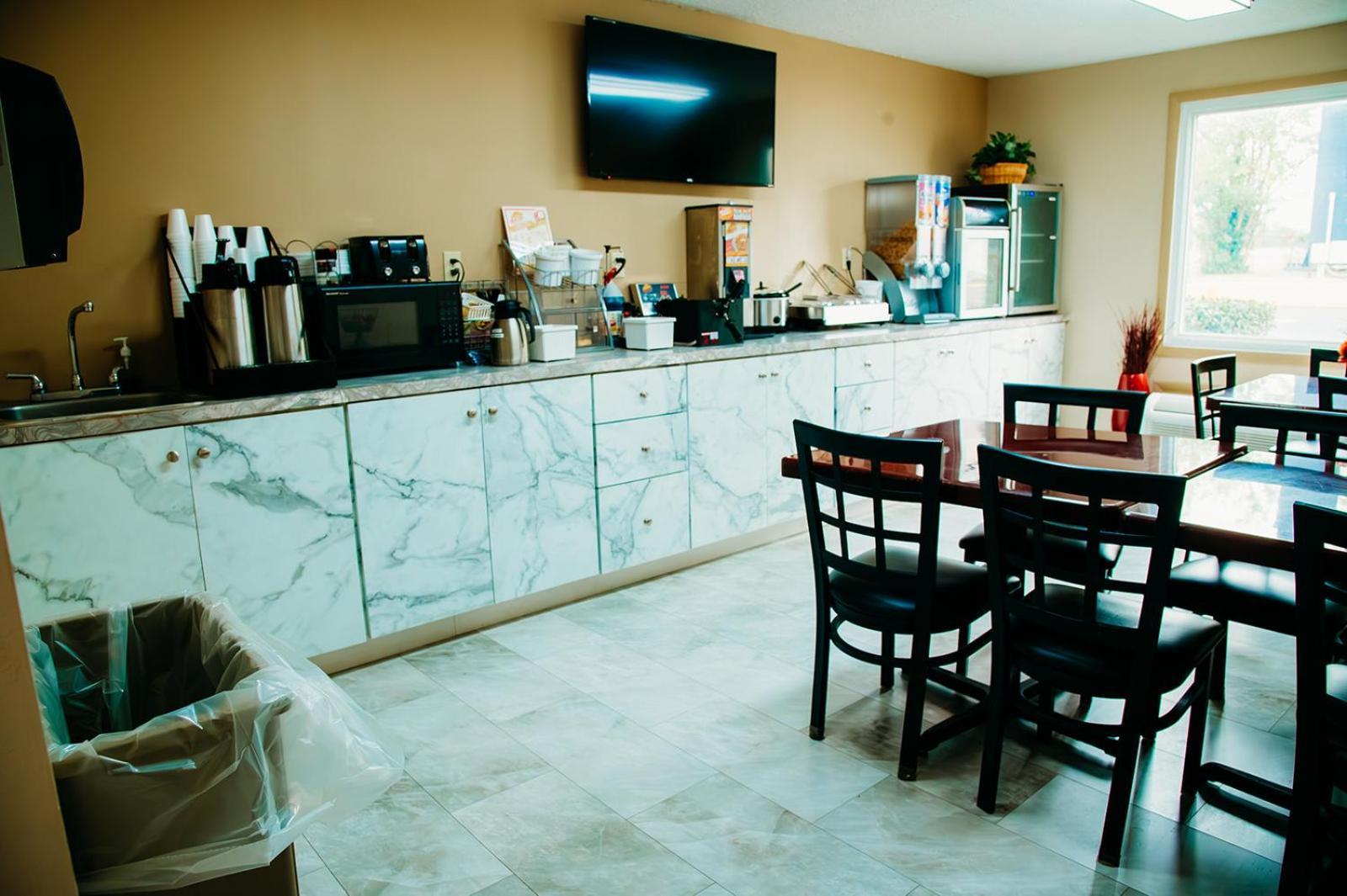 Country Garden & Suites Benton Екстериор снимка